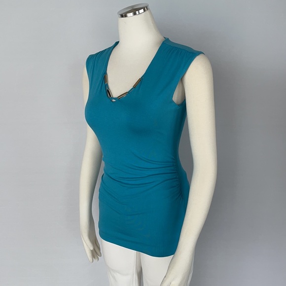 NWT WHBM Bar Hardware Sleeveless Top Size X Small - Picture 5 of 16